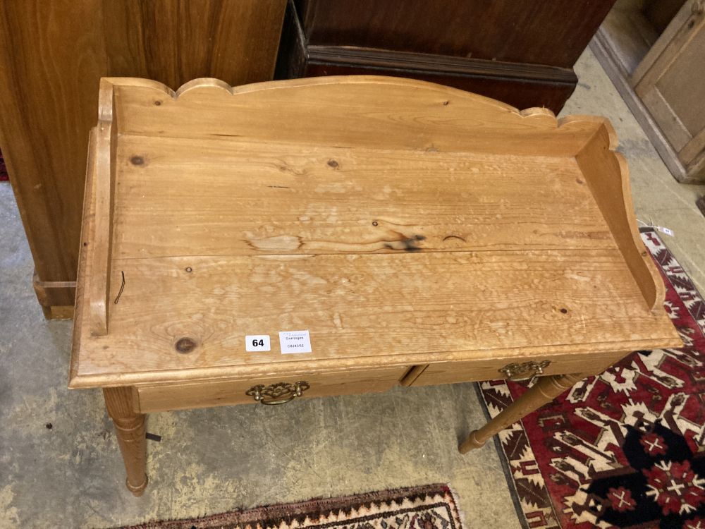 A Victorian style pine washstand, width 91cm depth 42cm height 90cm